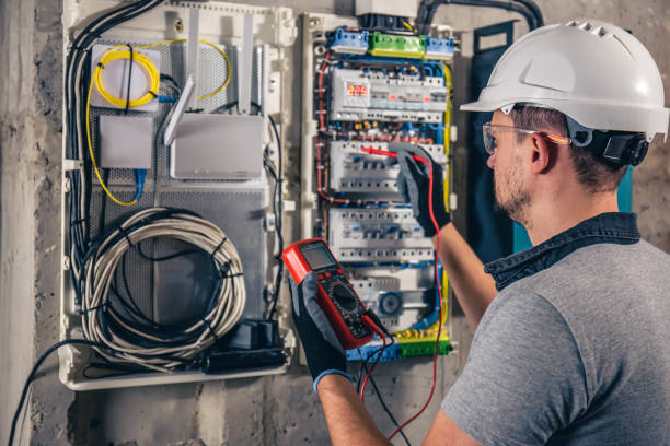 Best Commercial Electrician Services  in Zephyrhills, FL